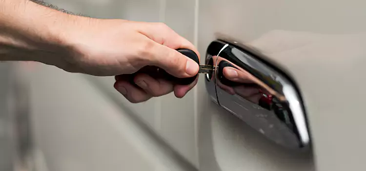 Why Choose Our Auto Locksmith Team in Glenvar Heights, FL?