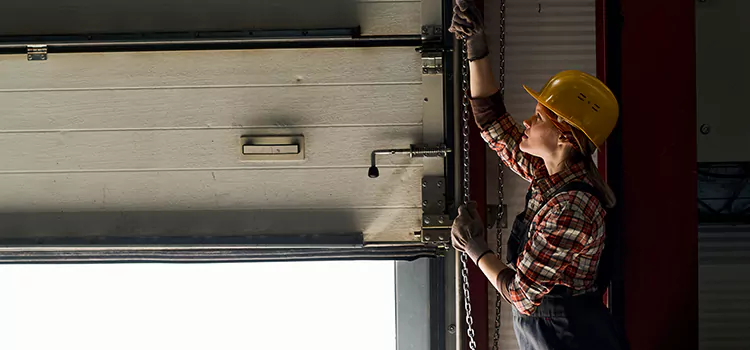 Addressing Common Garage Door Stoppage Issues in Glenvar Heights, FL